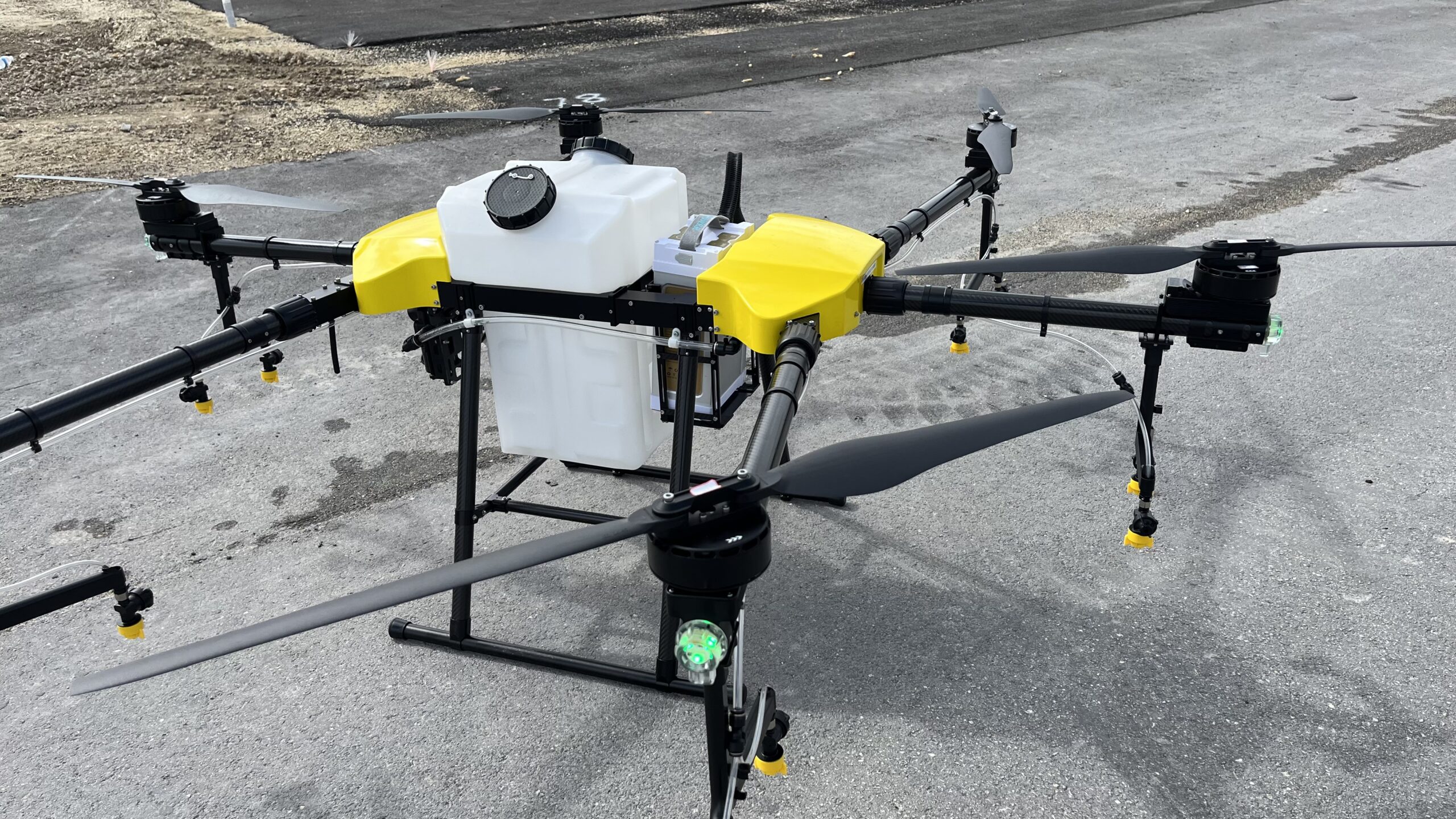 Zhaoxen manufactures fumigator drones, crop fumigation drones and multispectral analysis with DJI PARROT AUTEL drones